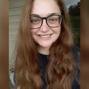 Meet your Posher, Genevieve